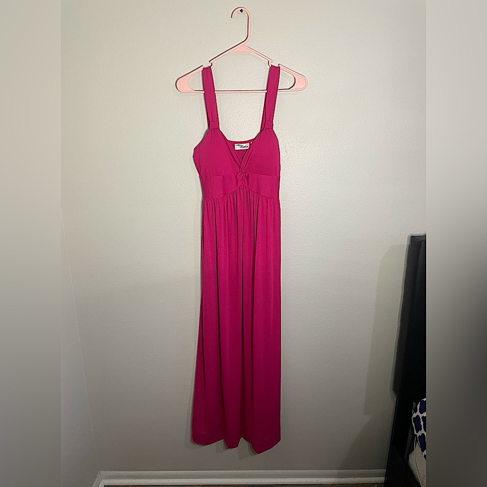 Medium pink Alison Brittney casual dress